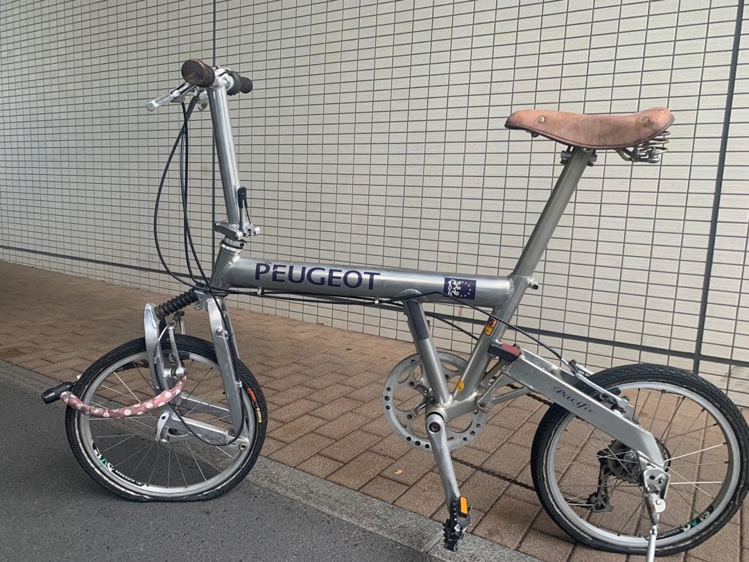 PEUGEOTパシフィックシルバー