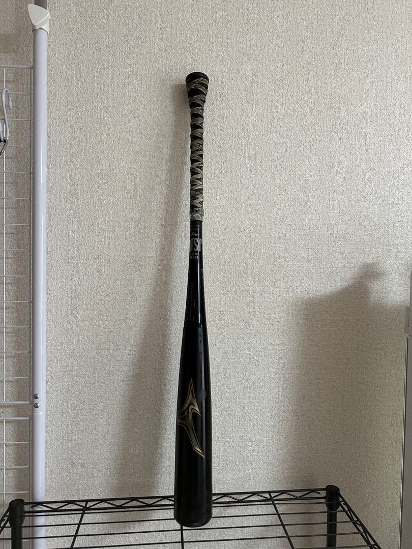 バット BEYOND MAX LEGACY 84cm