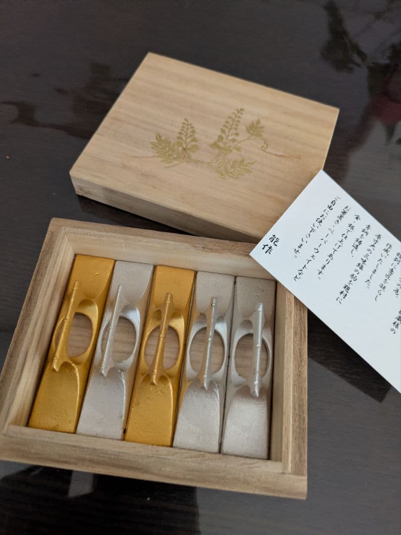 能作の箸置　三味線