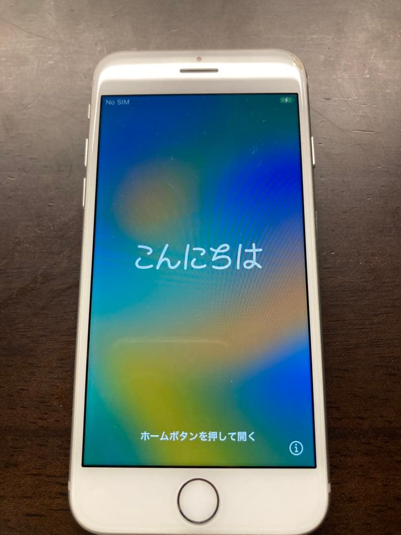 Apple iPhone 8 本体