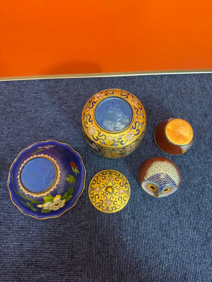 1852   七宝焼　景泰藍　碗1客　茶入1客　フクロウ1客