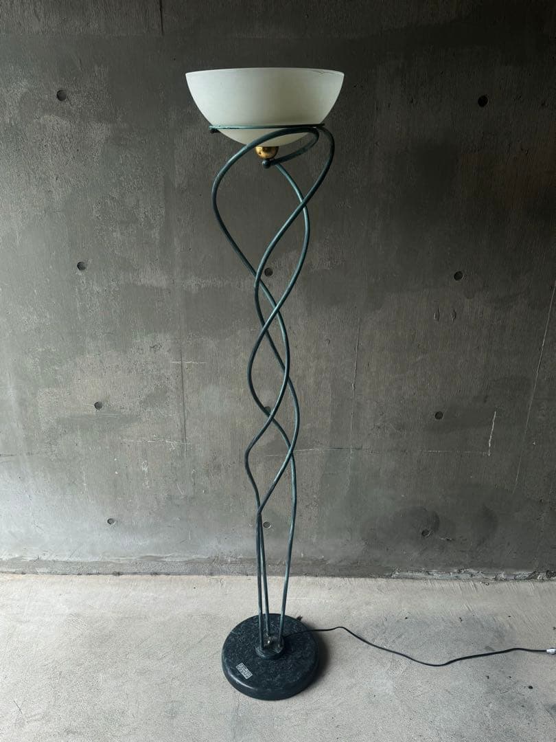 スパイラルフロアライト　ミッドセンチュリー　スペースエイジ　ポストモダン