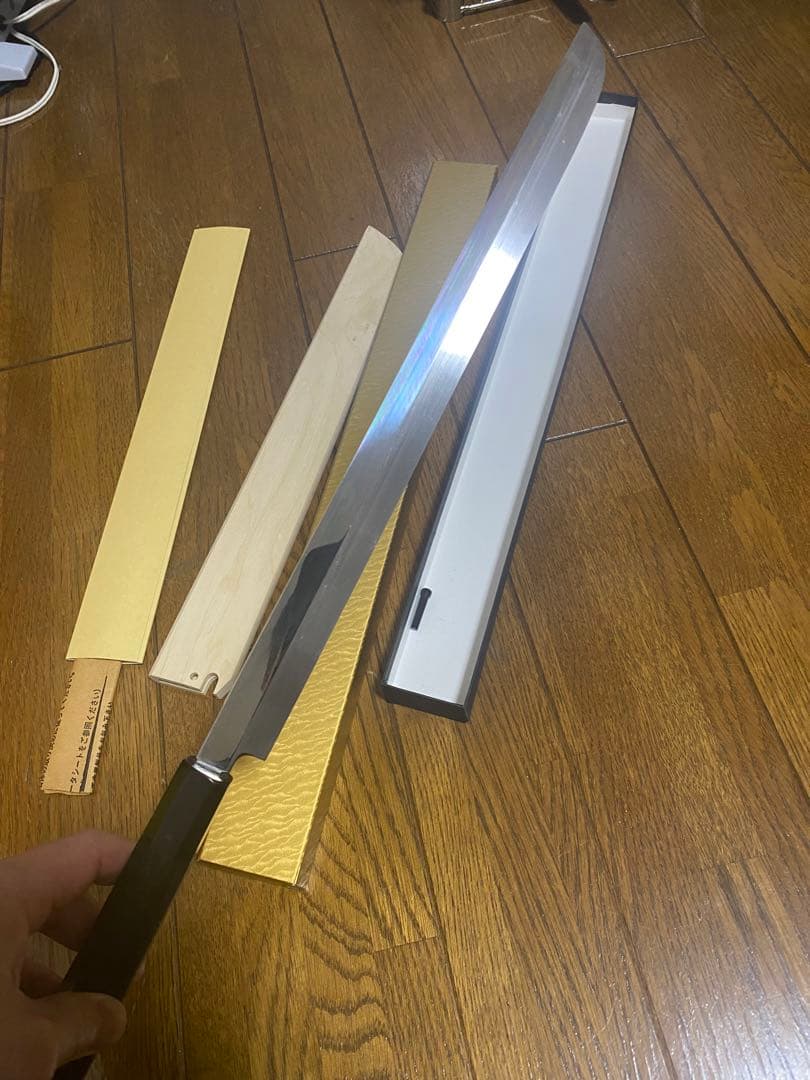 池田辰男 堺正行作 白二鋼 先丸　本焼包丁　刃渡り尺一　箱　鞘付き　波紋あり