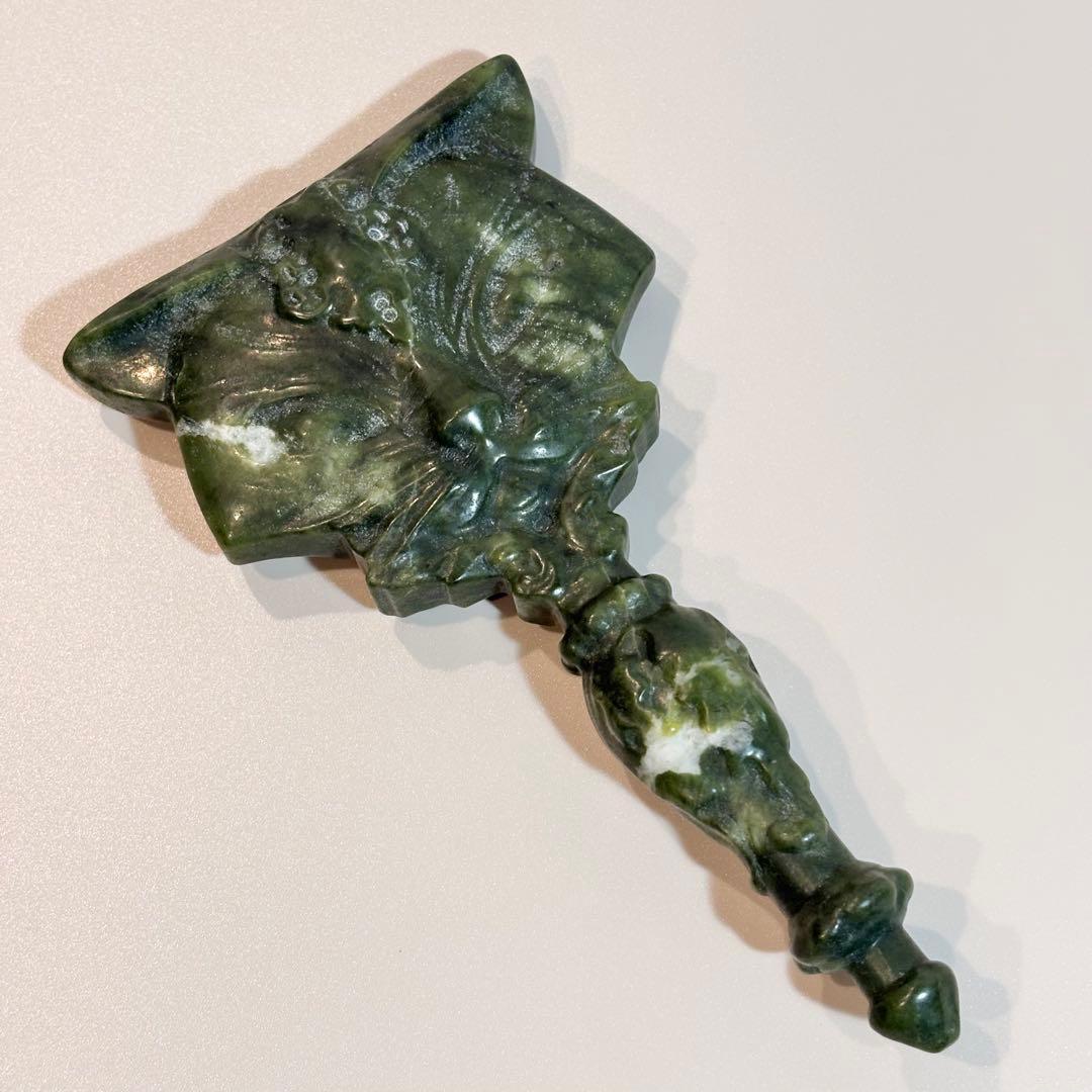 グリーンジェイド　手鏡　天然石　パワーストーン　猫 ジェイド