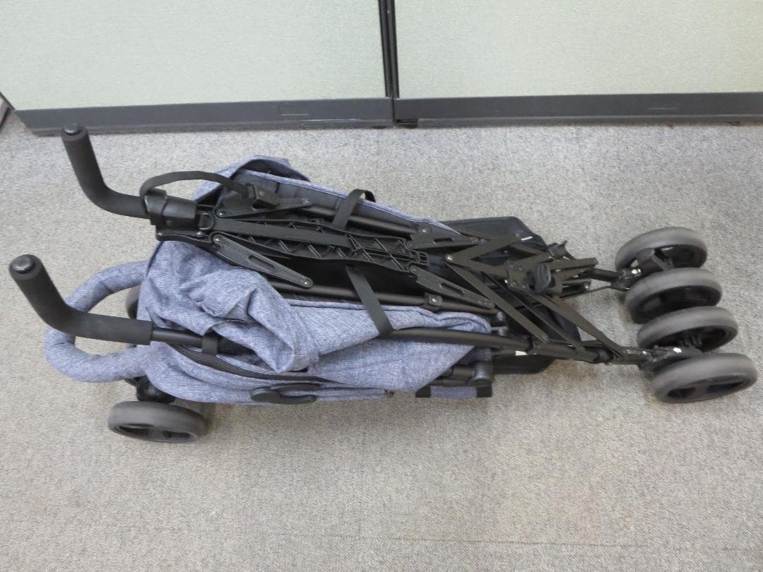 二人乗りベビーカーデュオシティHOP 日本育児