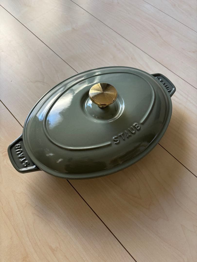 新品未使用 ストウブ オーバルホットプレート 箱無し ゴールドつまみ