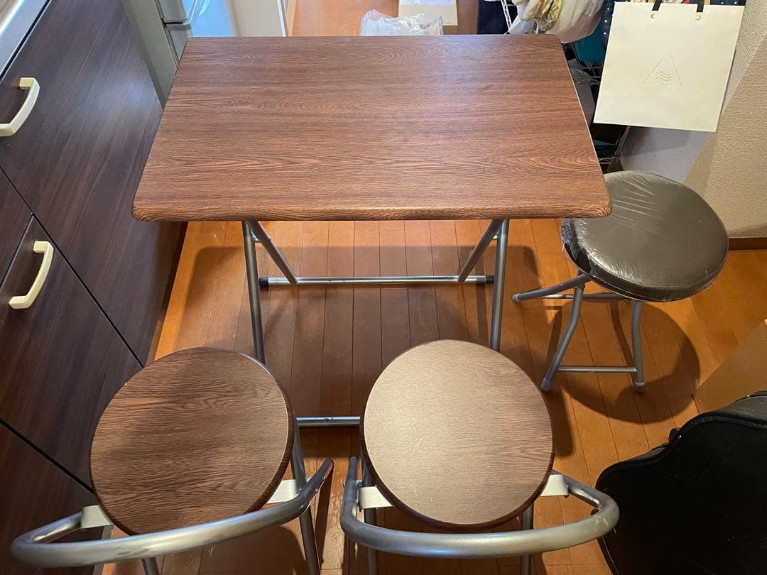 ダークブラウン木製ダイニングテーブルセット