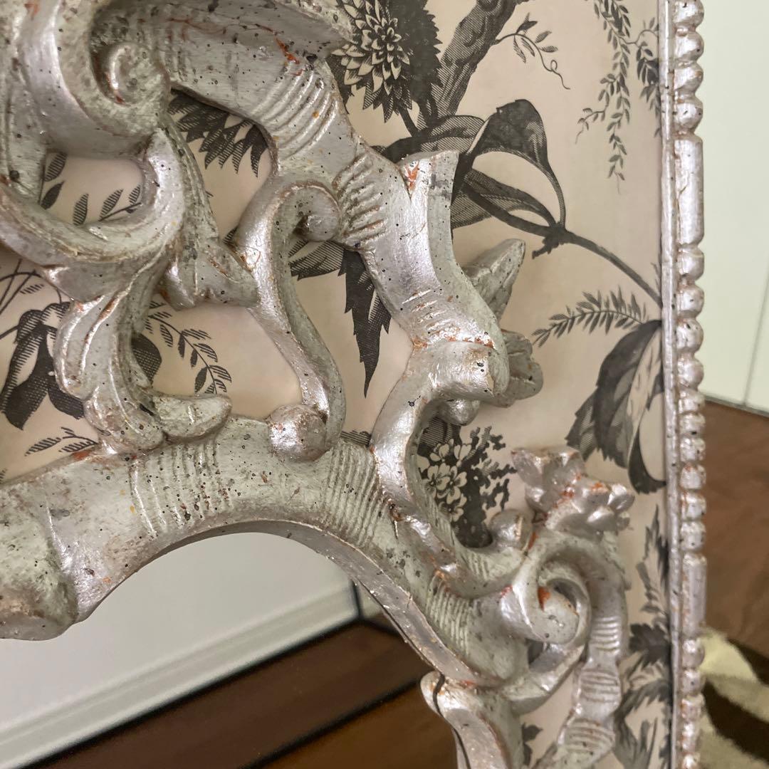 クラシックな花柄オーバルミラー　エルシオ