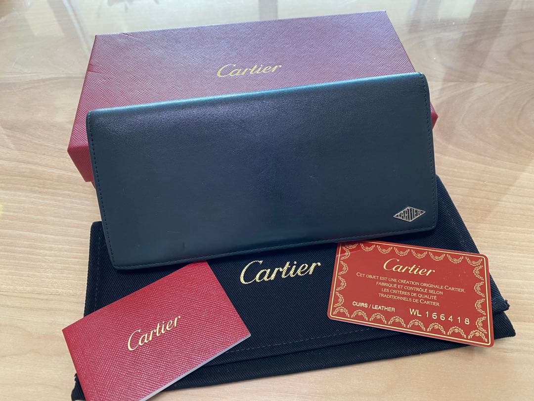 Cartier カルティエ　希少 二つ折り 長財布 ブラック 黒