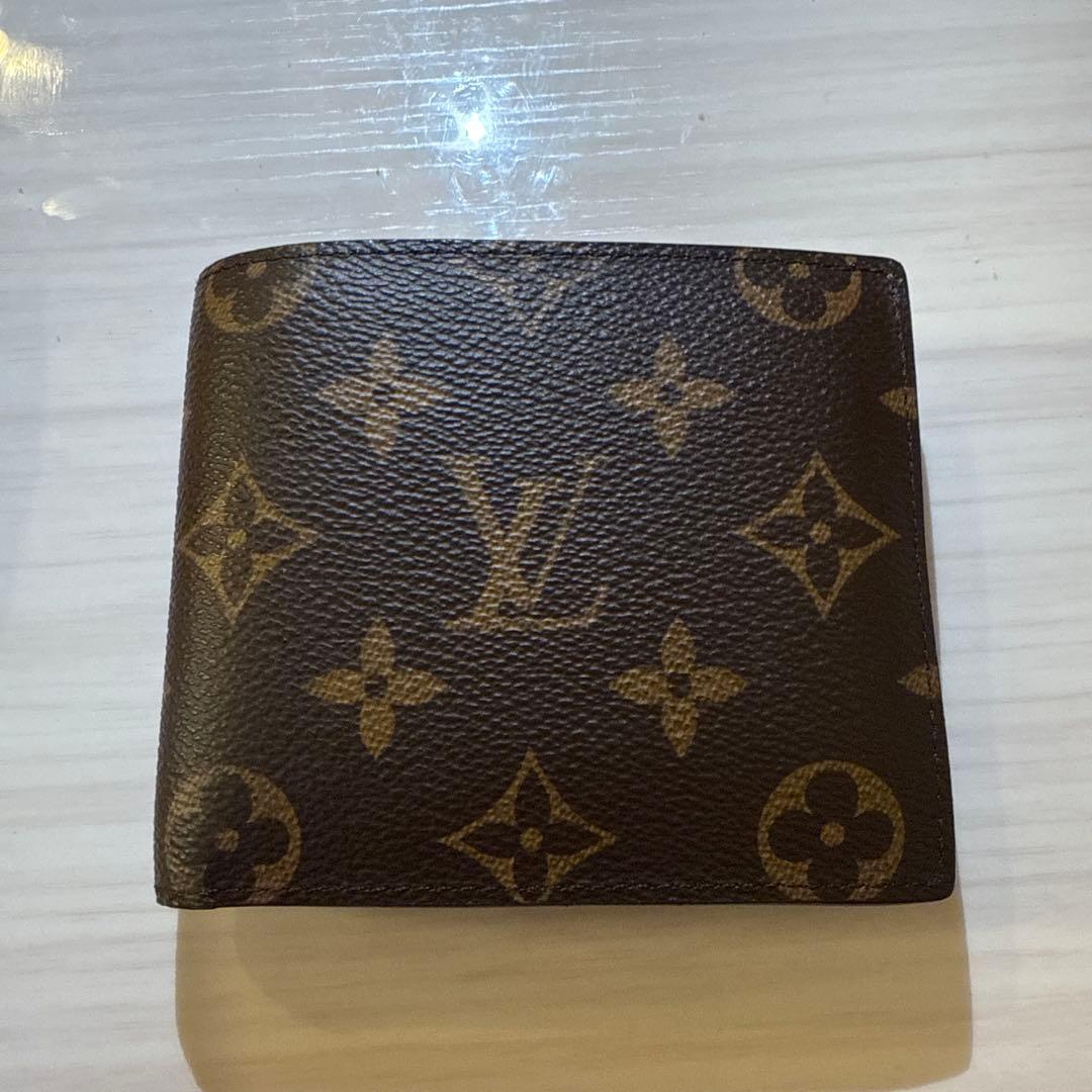 Louis Vuitton モノグラム 二つ折り財布　24時間以内発送