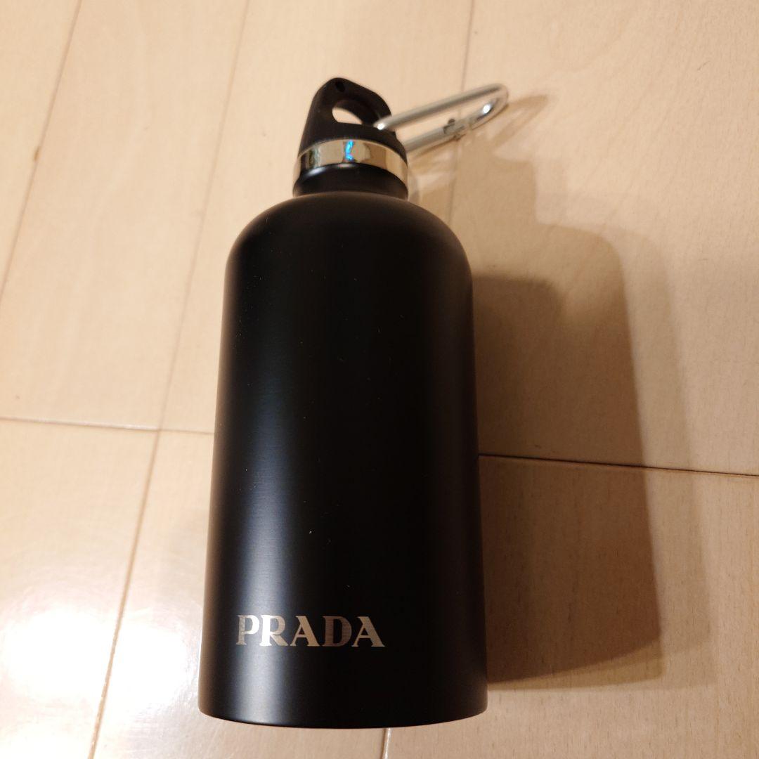 PRADA ステンレス水筒 ブラック カラビナ付き