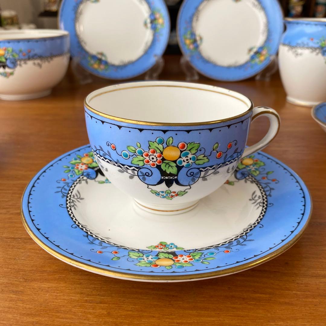 クラウンスタッフォードシャー カップ　ソーサー　プレート　エナメルが可愛いトリオ