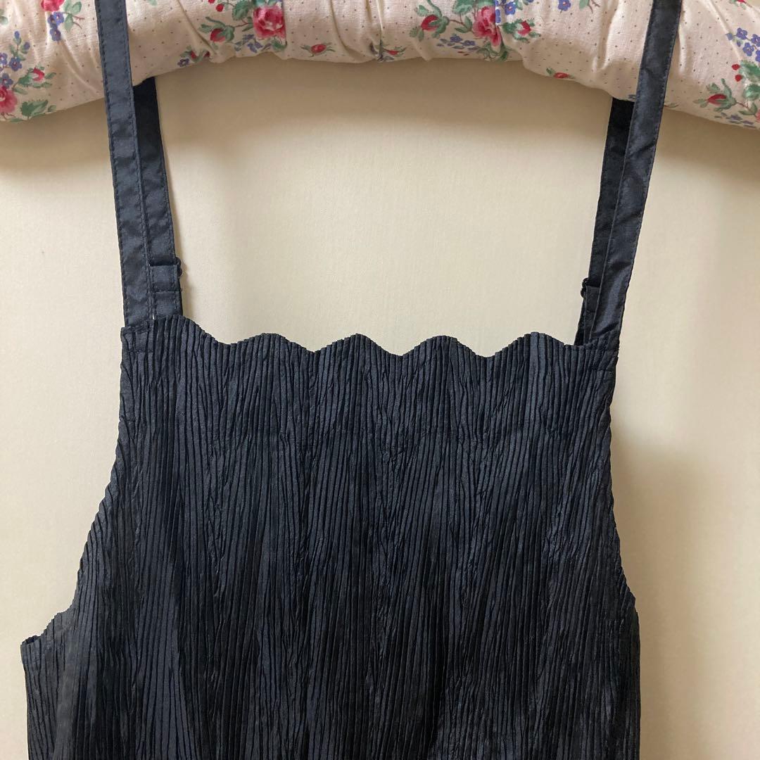 イッセイミヤケ　プリーツ　エプロン　黒