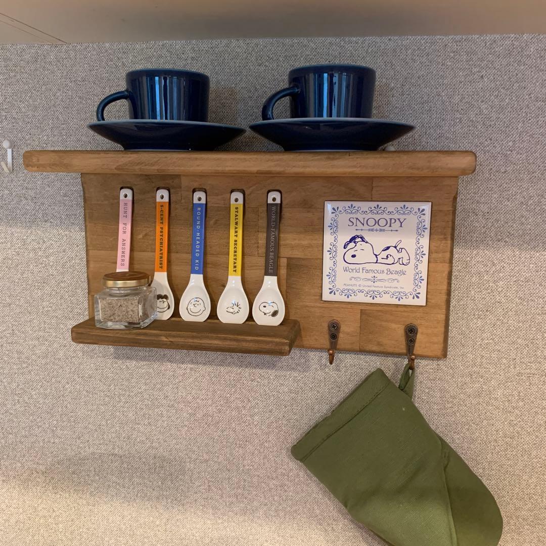 スヌーピーのタイル埋込みラック（カトラリー付）　一般家庭の石膏ボード取付可