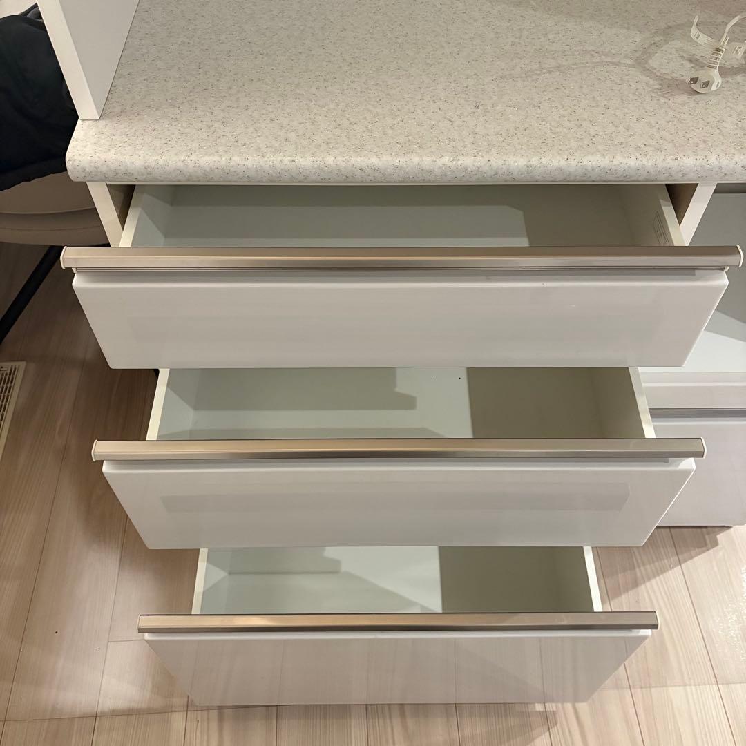 ニトリ　カップボード