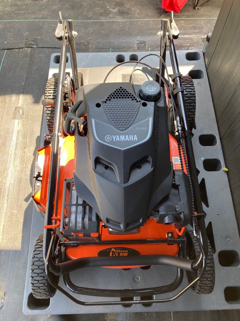 新品未使用　プラウ　自走式草刈り機 引取り限定