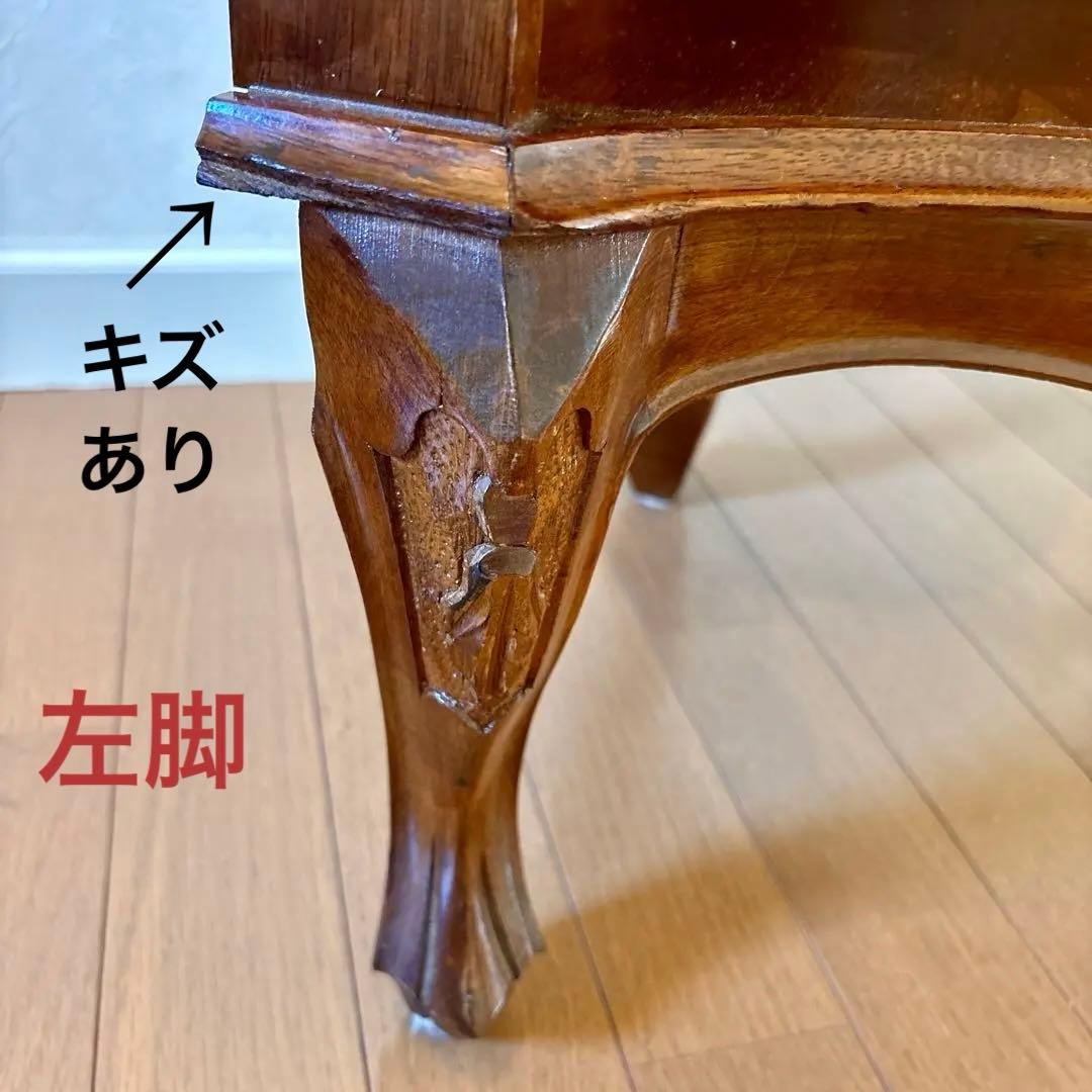 カモミール様 ご購入☆イタリア アンティーク 猫足 3段 飾り棚(レース付き)