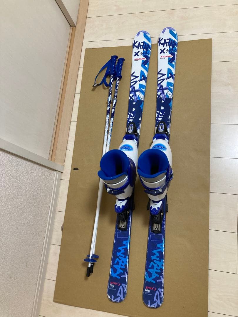KAZAMA キッズ用スキー板126cm ブーツ23cm ストック100cm