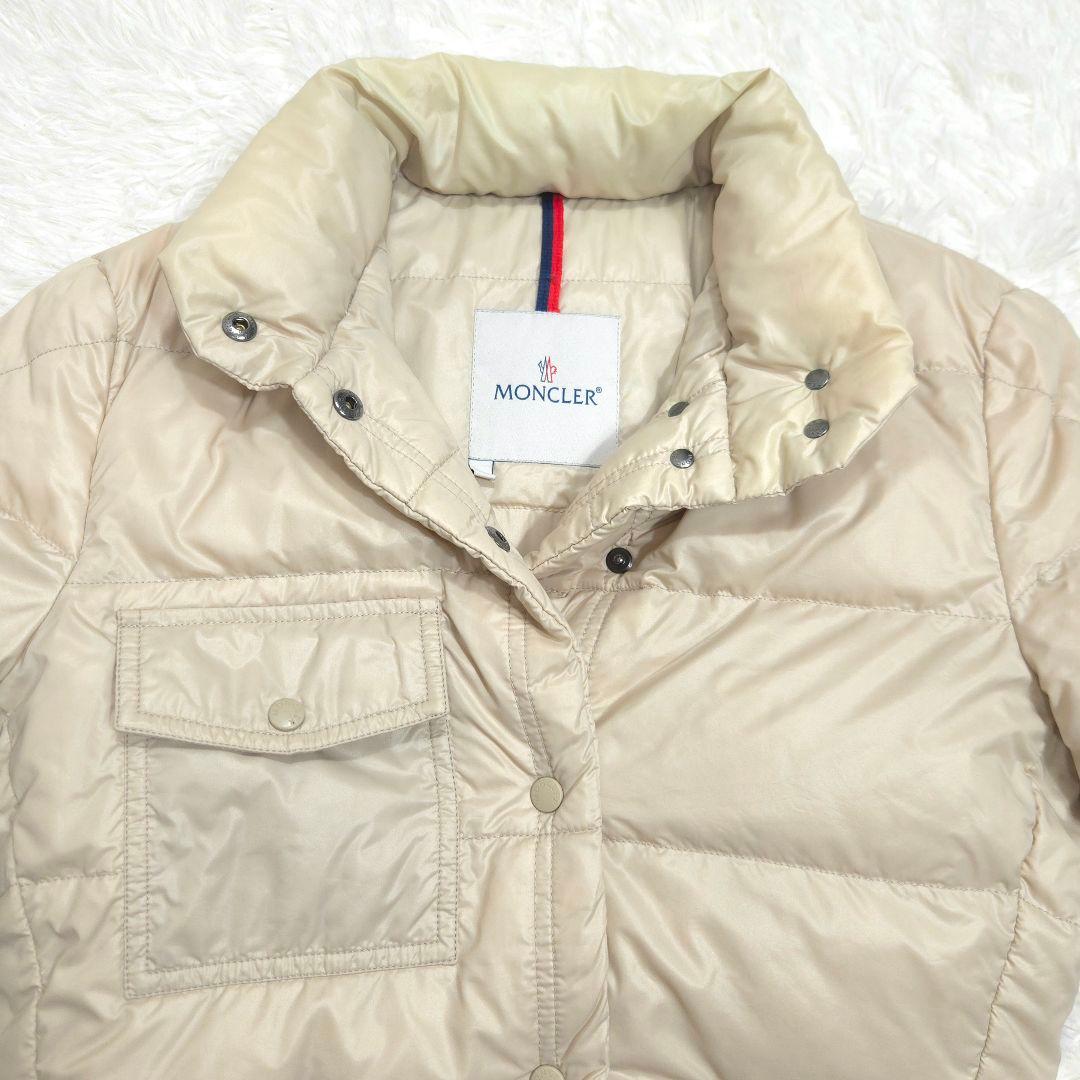 MONCLER BERENGERE 1 アイボリー ダウン M ショート