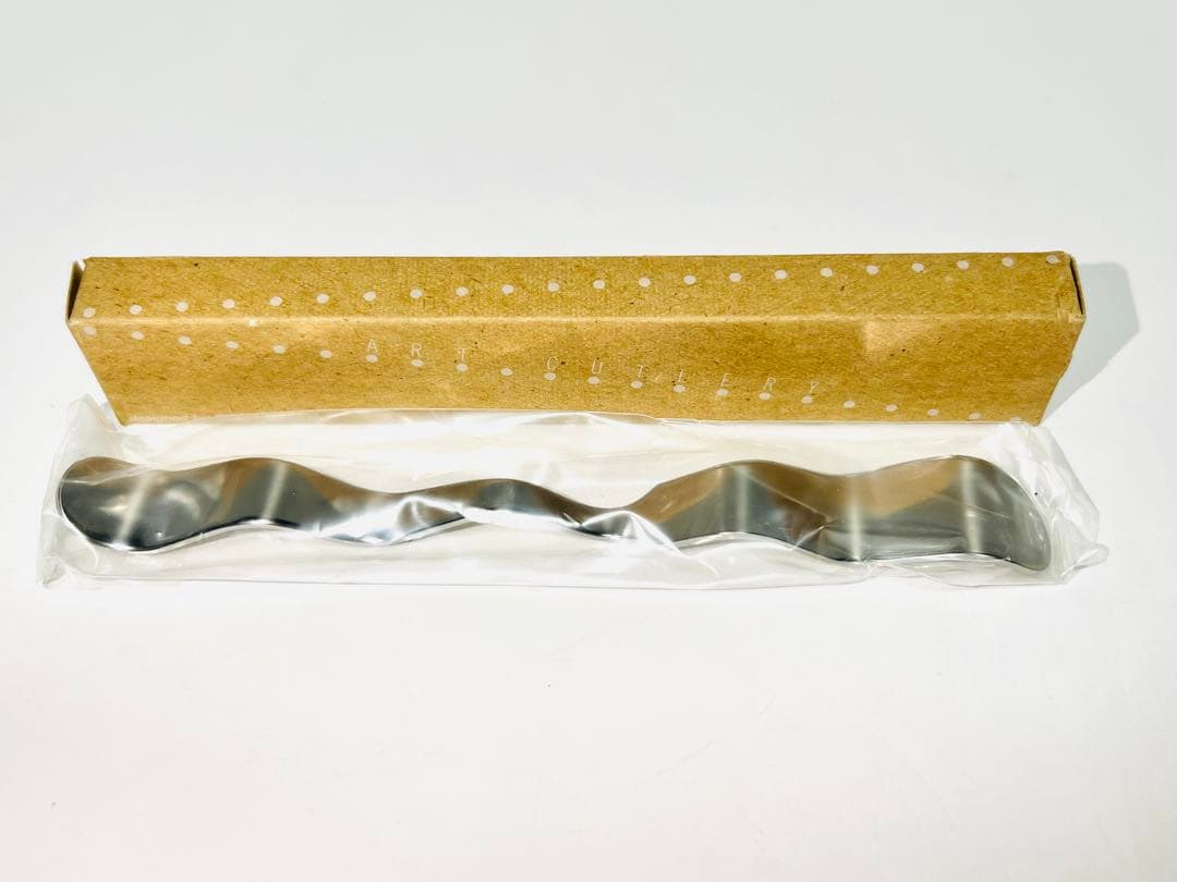 フェリシモ 福田繁雄のアートカトラリー Hi-sense バターナイフ