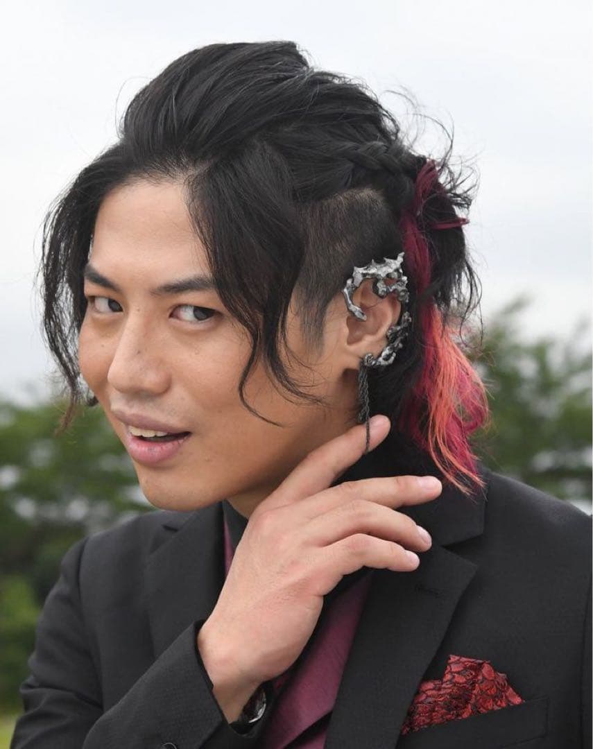 【jugjug0512】ジャグラスジャグラー耳飾り風イヤリング