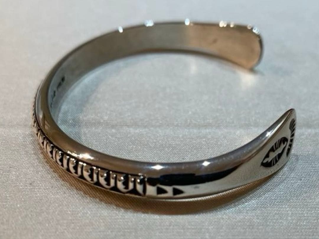 ナバホ　シルバーバングル　ライルセカテロ作　ハーフラウンド　内周16.5cm