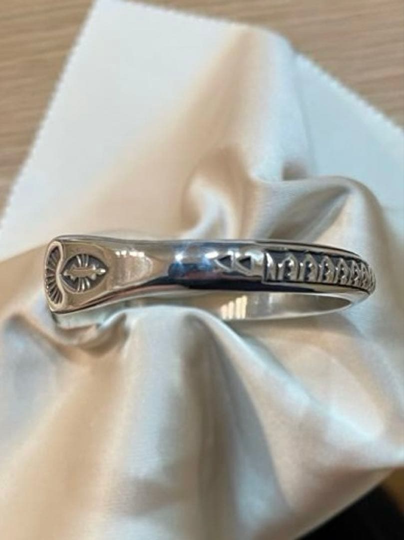 ナバホ　シルバーバングル　ライルセカテロ作　ハーフラウンド　内周16.5cm