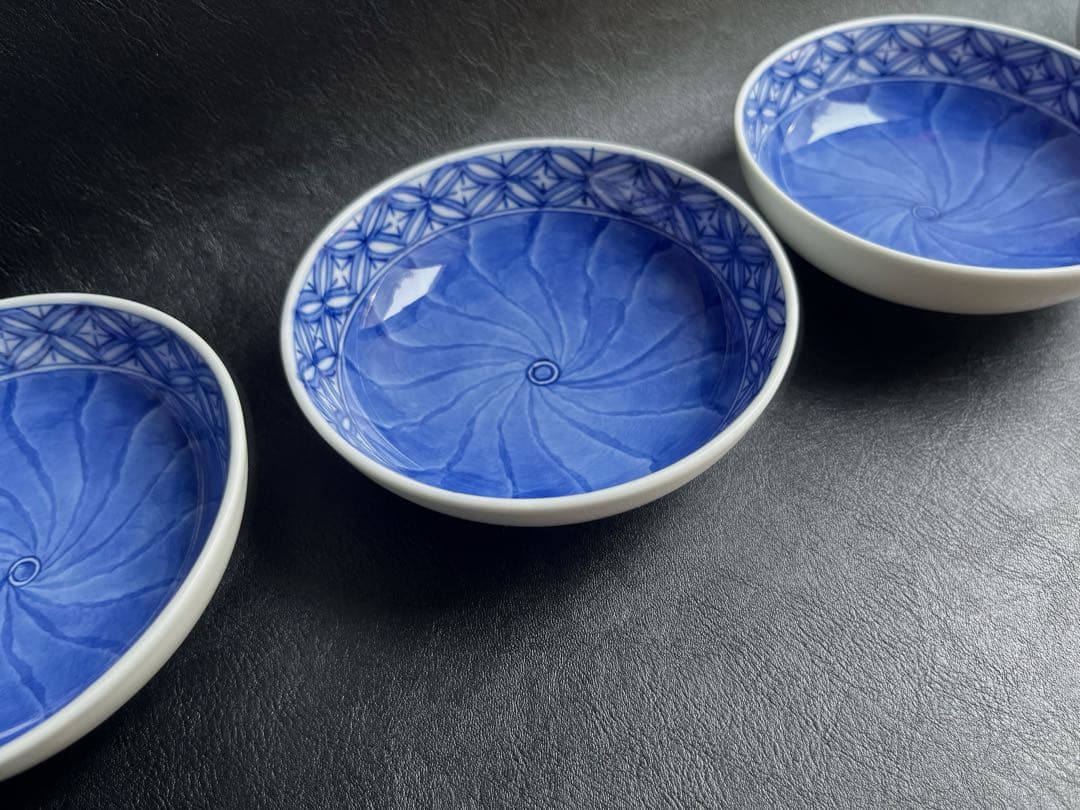 三川内焼　啓祥窯　渕七宝ねじり濃小鉢　4点