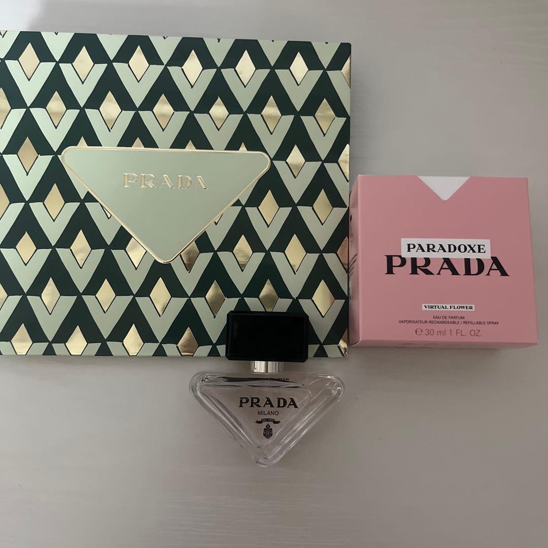 プラダ　香水　パラドックス