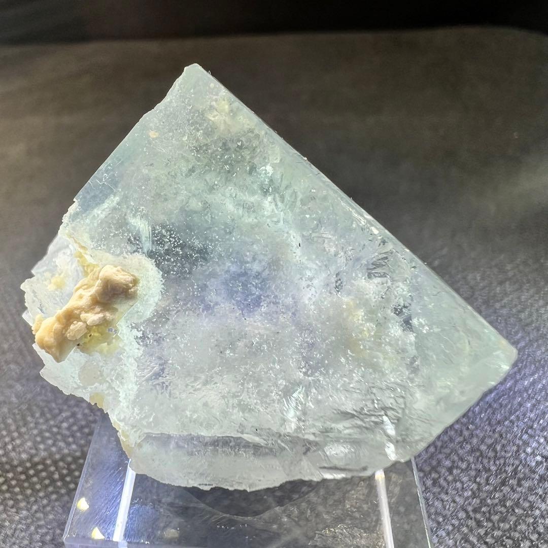 ヤオガンシャン産　「水浅葱色（みずあさぎいろ）」フローライト