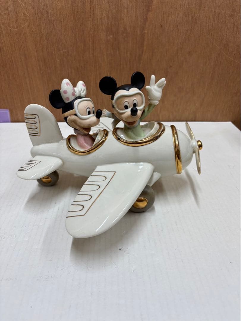 ディズニー レノックス フライング ハイ ウィズ ミッキー & ミニー