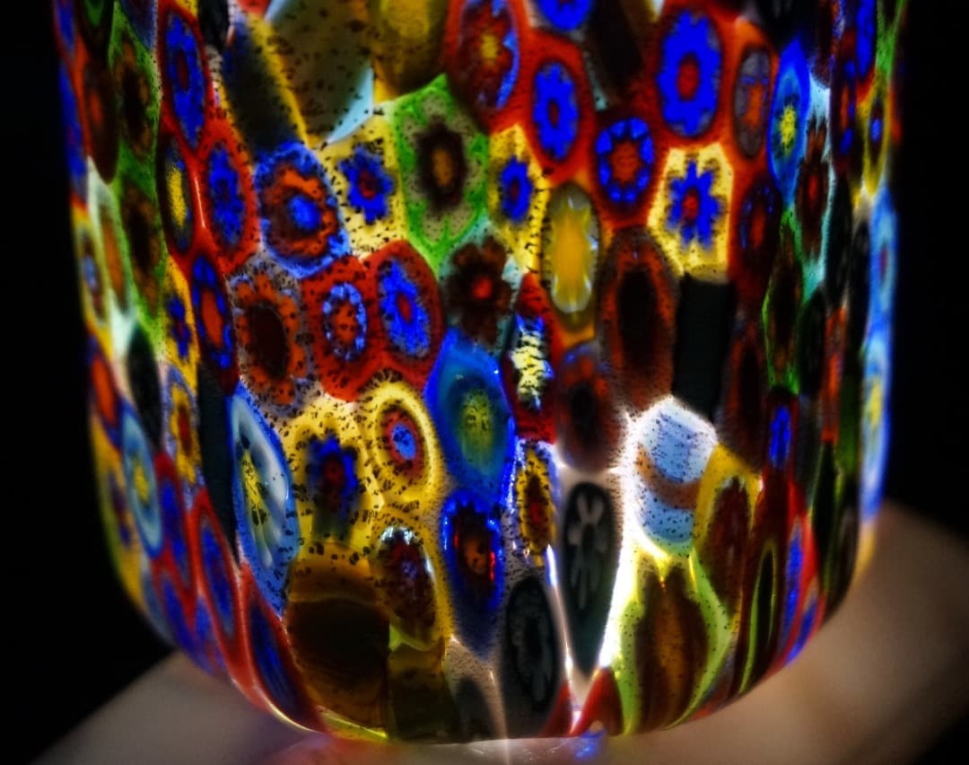 ベネチアンガラス　ミルフィオリの「アンティーク」の6角の花瓶