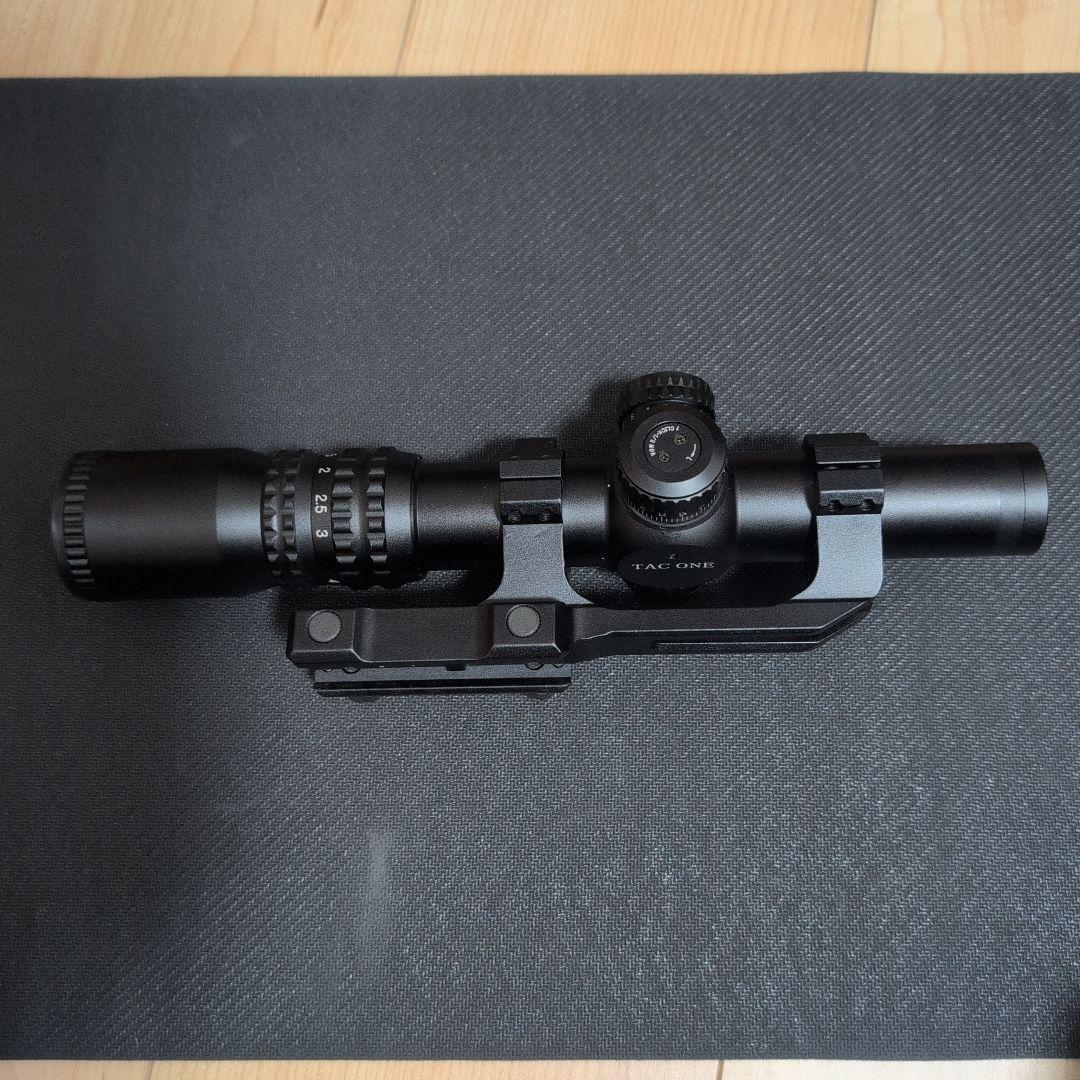 ノーベルアームズ TAC ONE スコープ　1.2-4 マウントレール付