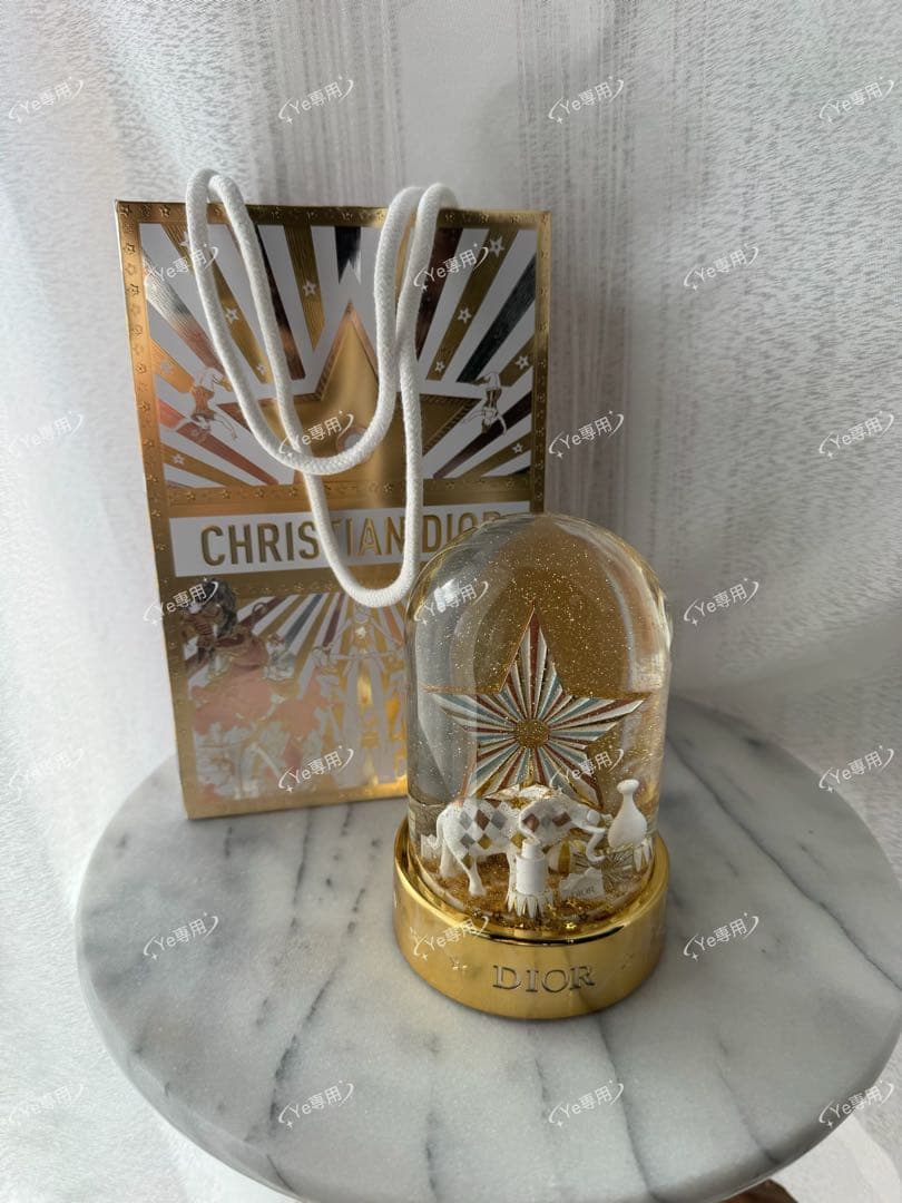 Dior 2025 VIP限定 スノードーム 希少／記念日ギフト