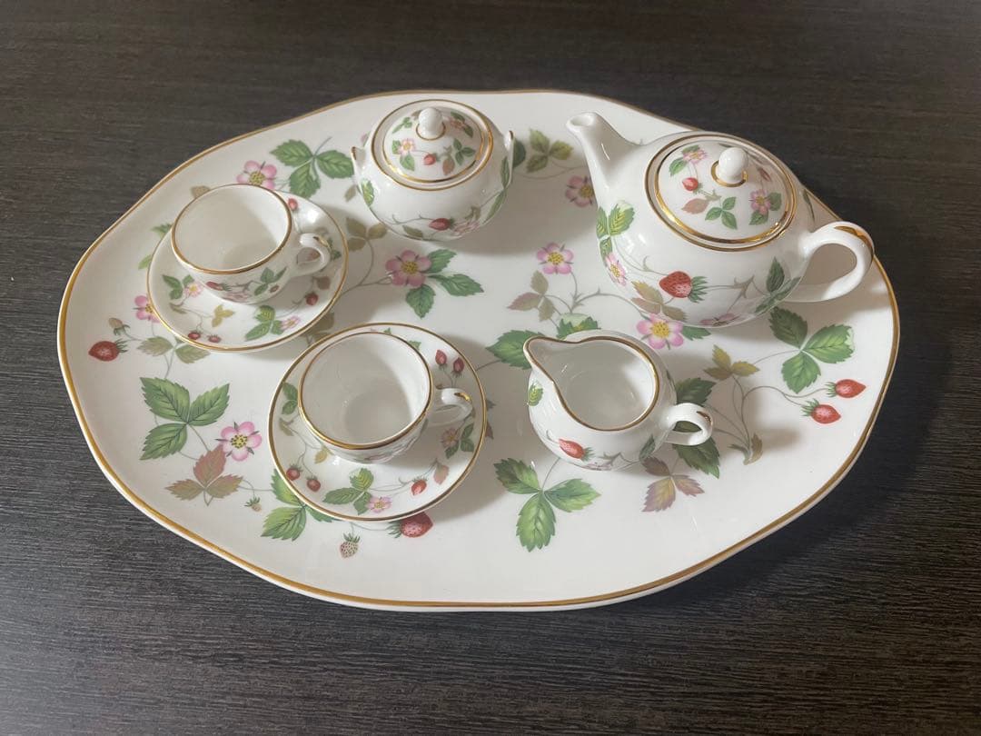 ウェッジウッド ワイルドストロベリー ミニチュアセット 箱付き