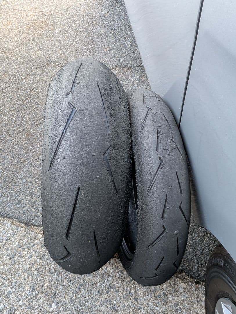 ピレリ スーパーコルサsc1 200