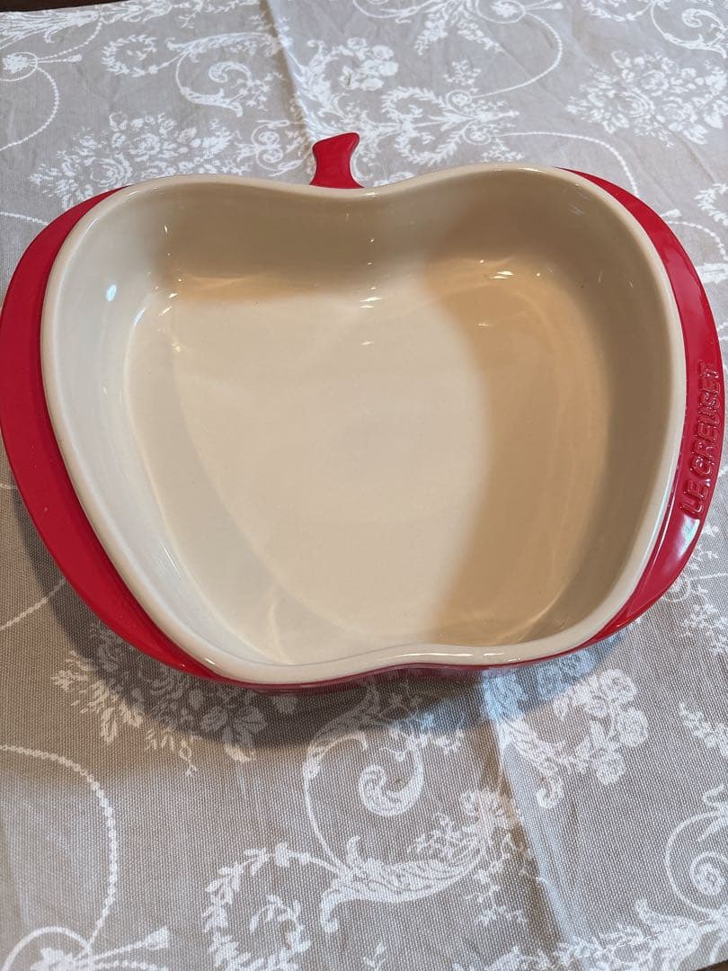 ル・クルーゼ♡アップルディッシュ