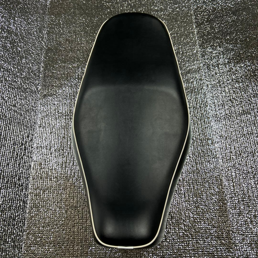 格安 2025年式 メグロk3 純正 バイクシート w800