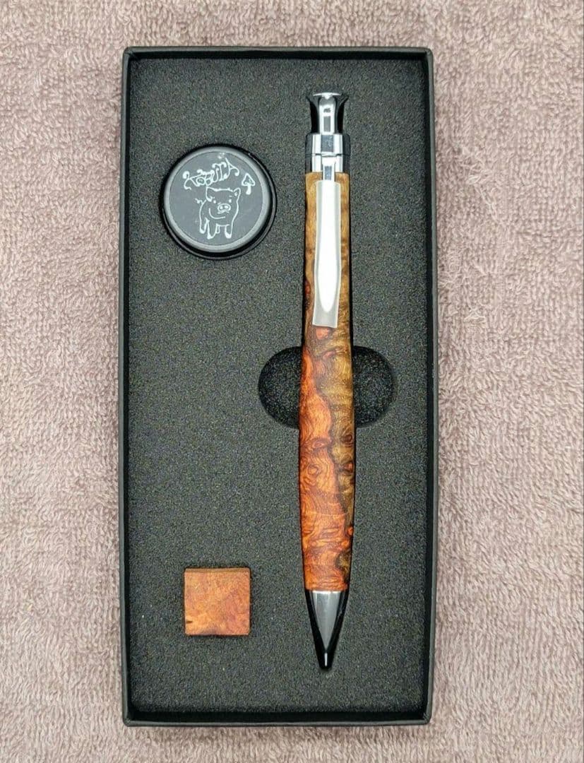 美品 極上花梨瘤紅白　シャープペンシル0.5ミリ