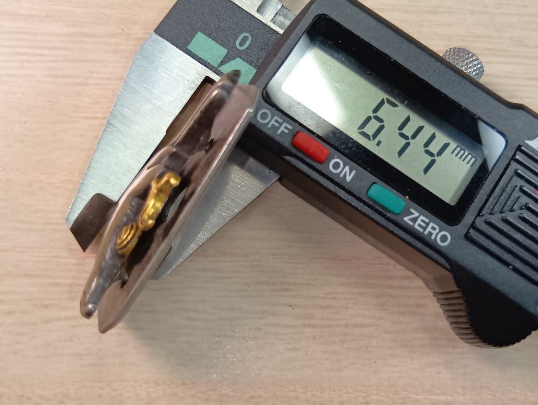 煙草入れ／超絶技巧前金具／鷹図