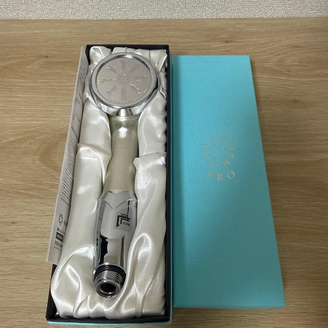 【美品】ナノフェミラス プロ シャワーヘッド 本体 箱あり