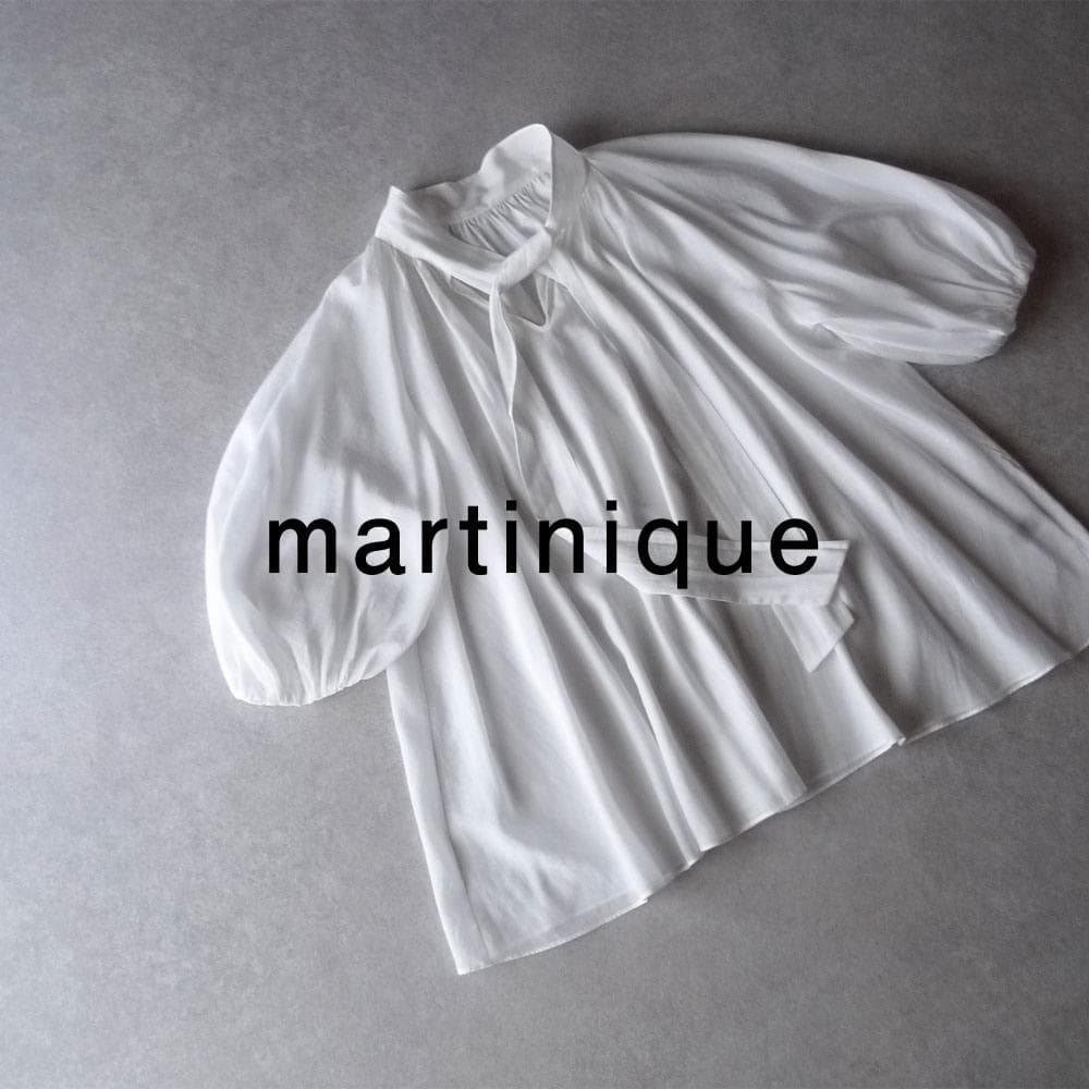 ■専用■美品 マルティニーク 2万 ボウタイブラウス ホワイト ギャザーブラウス