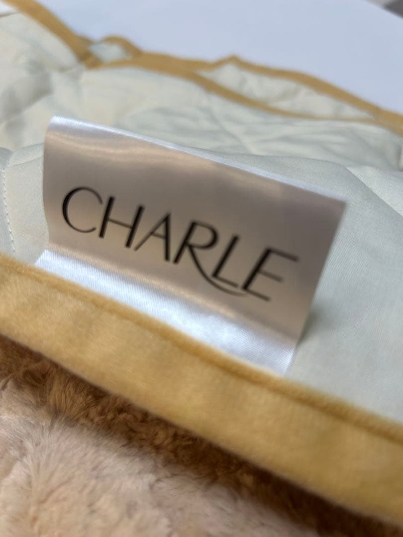 シャルレ　あったか敷きパッド　ダブル