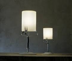 イタリア製　デザイナー　テーブルスタンド照明