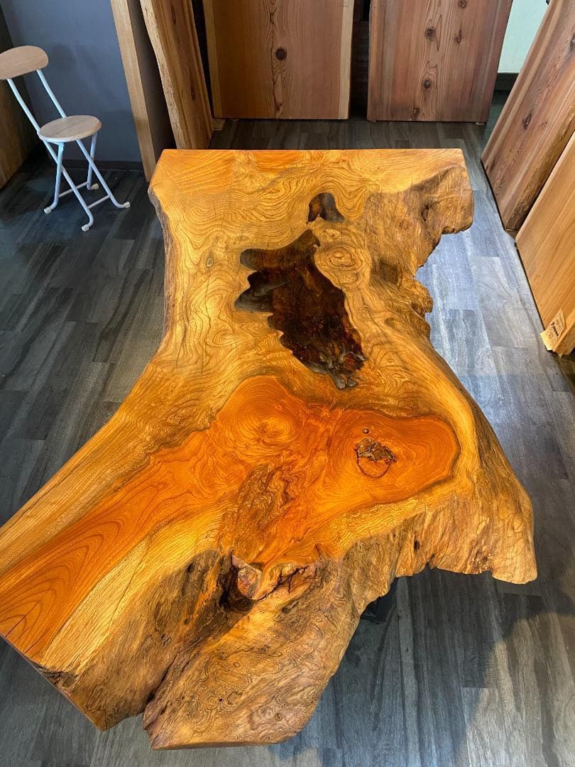 [レジンテーブル]欅（ケヤキ）　一枚板　ダイニングテーブル