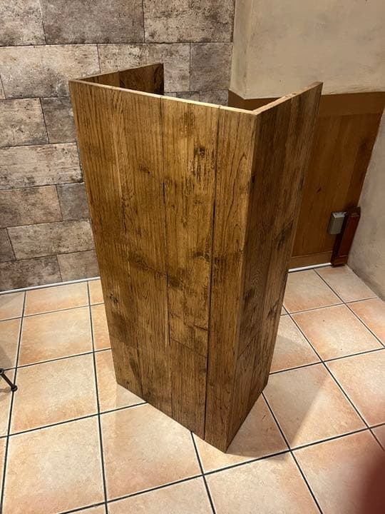 ポディアム（演台）