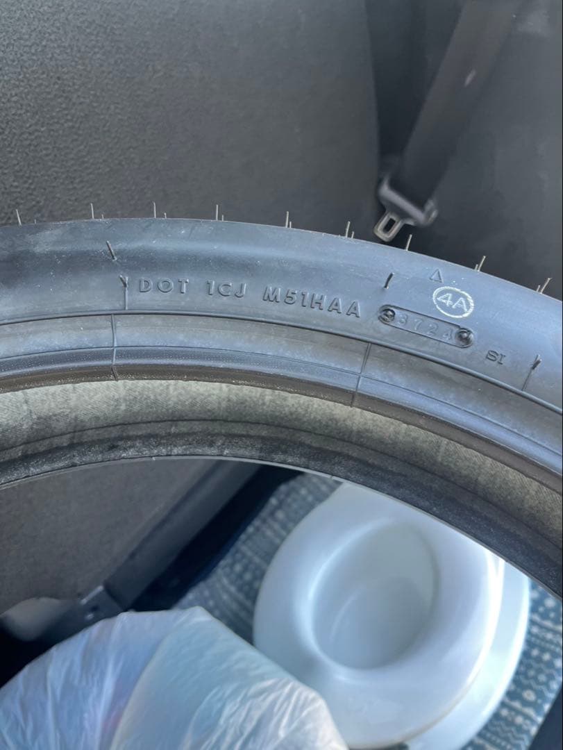 IRC 100/90-19 M/C 57H 新品未使用品