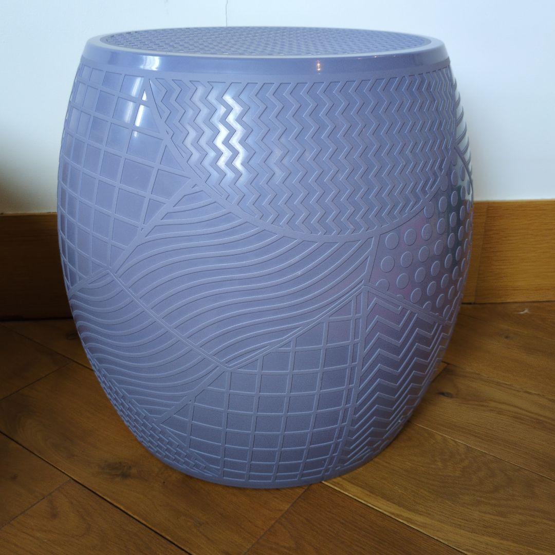 Kartell　ROY 薄青色 幾何学模様 スツール