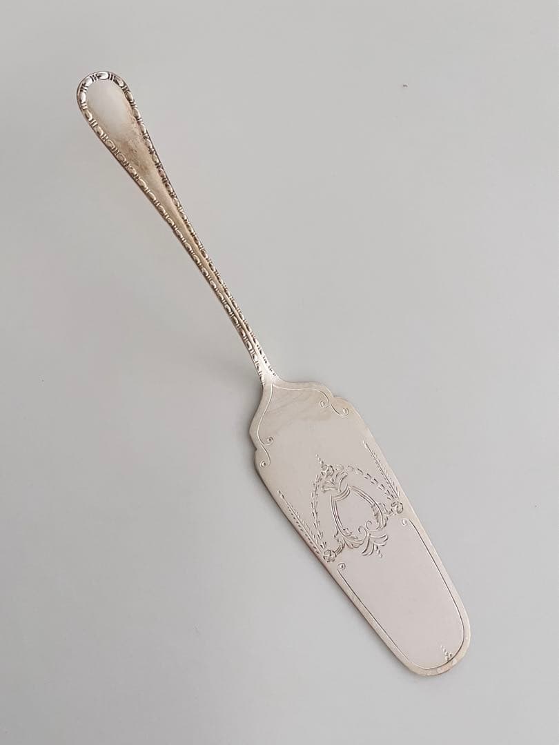 英国銀器　骨董ケーキサーバー