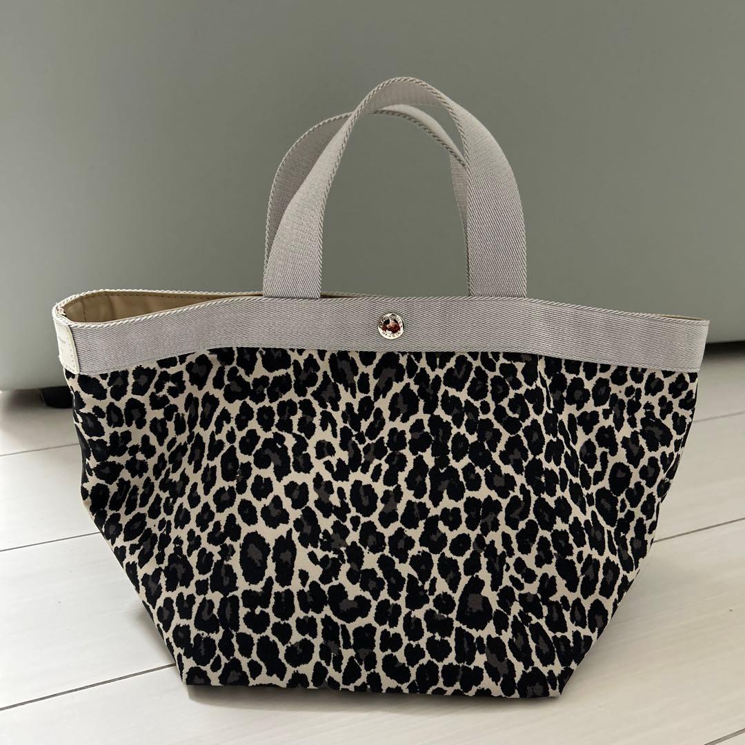 エルベシャプリエ　舟形トートバック